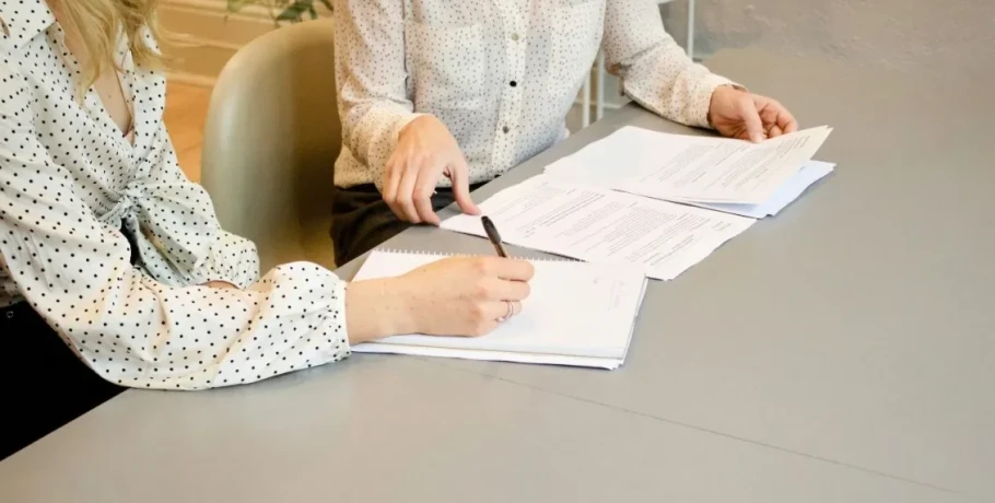 Έξι "κλειδιά" για γρήγορες κληρονοµιές από τις 16 Σεπτεµβρίου: Τι αλλάζει και πώς οφελούνται οικογένειες, κληρονόµοι, συµβολαιογράφοι και δικηγόροι