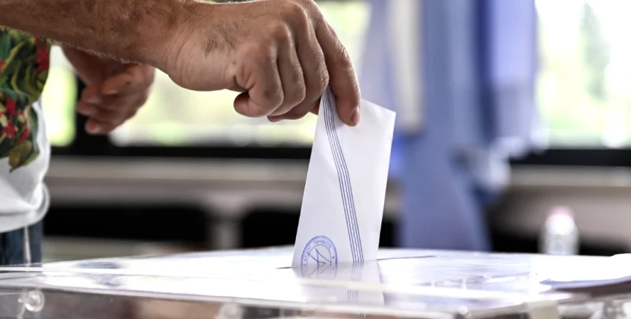 Με το 3 μπροστά και κέρδη για τη ΝΔ οι πρώτες δημοσκοπήσεις μετά τη ΔΕΘ: Τα συμπεράσματα από τις έρευνες Pulse και Opinion Poll