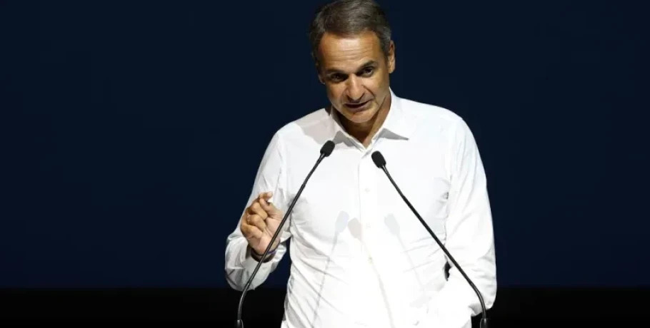 Έρχεται κούρεμα φόρων για επαγγελματίες, επιχειρήσεις