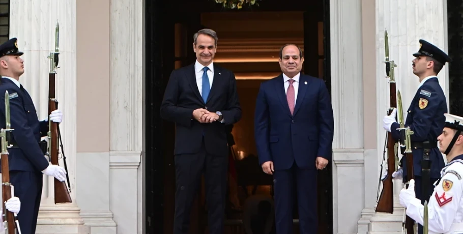 Κρίσιμες επαφές του πρωθυπουργού στην Αίγυπτο: Στο επίκεντρο η ενέργεια και οι γεωπολιτικές εξελίξεις