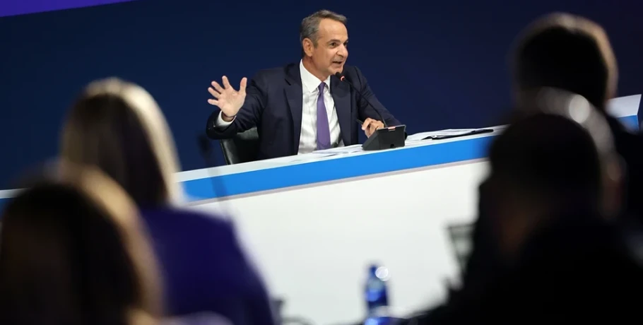 Μέτρα στήριξης νοικοκυριών, αγροτών, εργαζομένων και συνταξιούχων προαναγγέλλει η κυβέρνηση ενόψει της ΔΕΘ