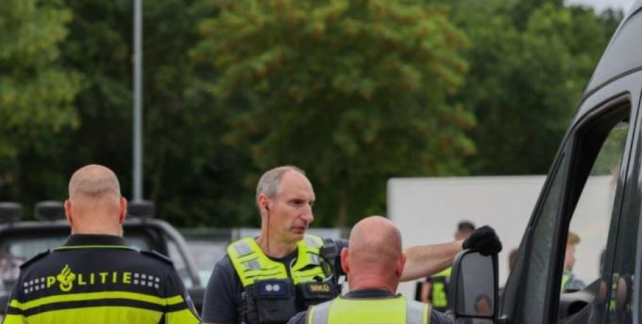 Ολλανδία: Νεκρός και τραυματίες σε πυροβολισμούς