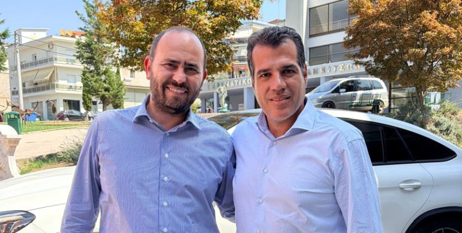 Ο Λάκης Βασιλειάδης με τον Υπουργό Μετανάστευσης & Ασύλου στην Πέλλα