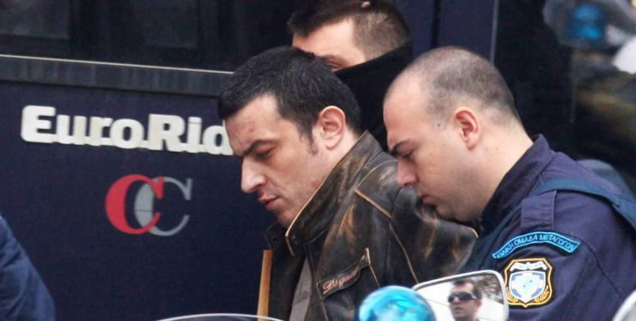 Ανθρωποκυνηγητό για τον Αλκέτ Ριζάι – Κηρύχθηκε δραπέτης