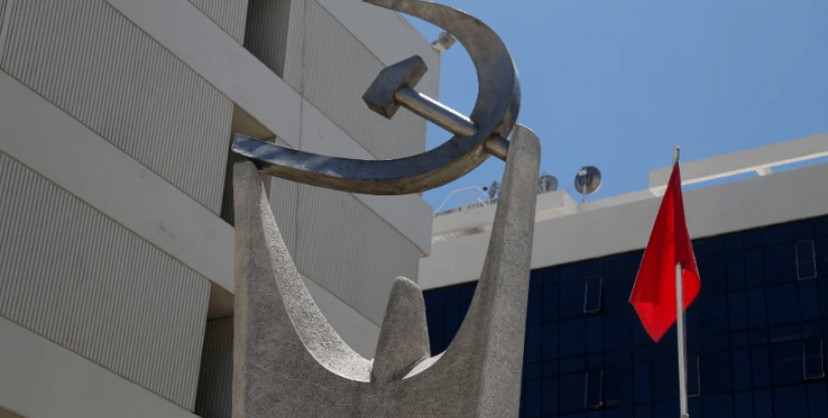 ΚΚΕ: Εξαγγελίες κυβέρνησης και προτάσεις ΠΑΣΟΚ, ΕΛΑΣ αποτελούν ένα κοινής κατεύθυνσης αντιλαϊκό πρόγραμμα