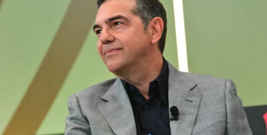 Τσίπρας στη Le Soir: Είμαι έτοιμος να ξαναγίνω πρωθυπουργός – Με Μητσοτάκη έχουμε τιμές Γαλλίας και μισθούς Βουλγαρίας