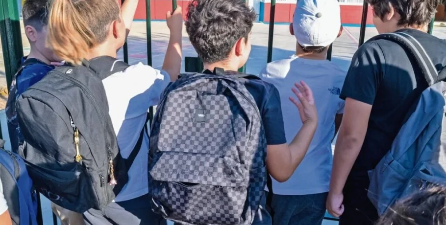 Αναστέλλεται η λειτουργία 33 σχολικών μονάδων στην Ήπειρο – Συγχωνεύσεις σχολείων στην Δυτική Ελλάδα