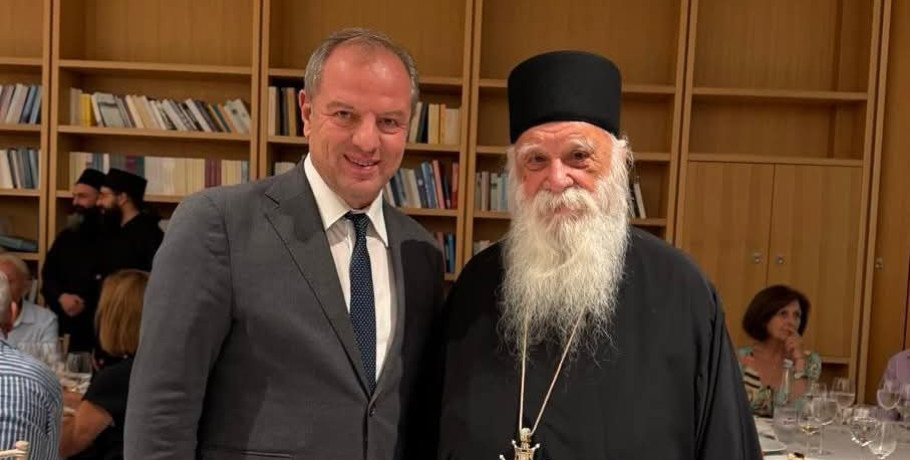 Διονύσης Σταμενίτης: Παρών στην εκδήλωση για τα 50 χρόνια της Μονής Ξενοφώντος – Οι διαχρονικοί δεσμοί με την Εκκλησία