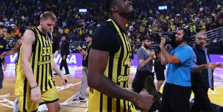 Θ. Αντετοκούνμπο για το πρώτο ματς μπροστά στους φίλους του Άρη: «Ανατρίχιασα, ένιωσα σαν να παίζω για κάτι διαφορετικό»