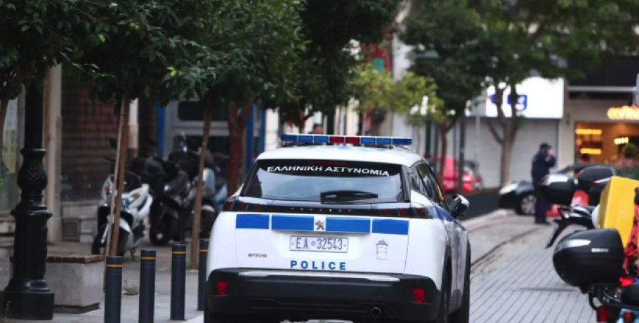 Συναγερμός στην Καλλιθέα: Εντοπίστηκαν φιαλίδια με επικίνδυνη ουσία – Εκκενώθηκαν 2 πολυκατοικίες