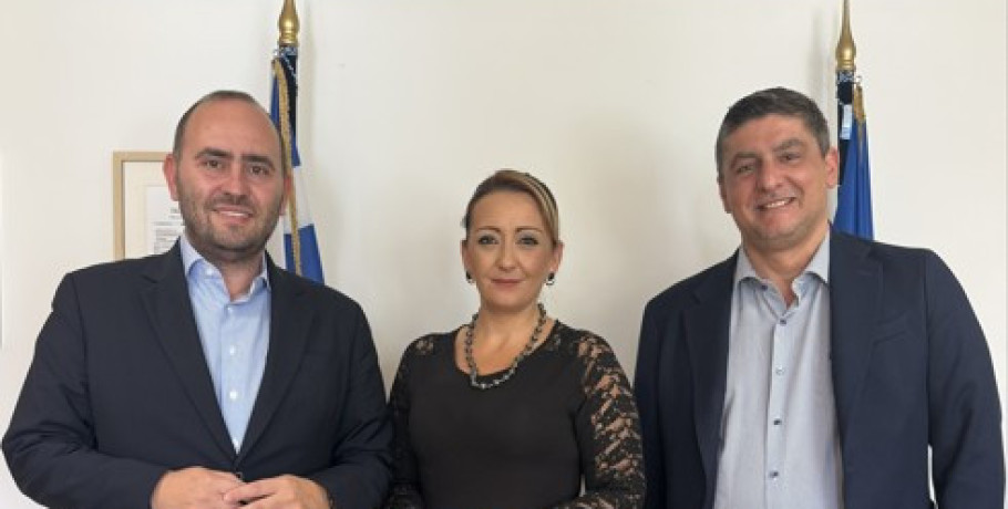 Σειρά θεσμικών επαφών του Δημάρχου Πέλλας στην Αθήνα