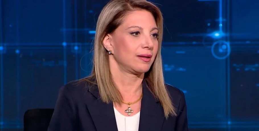 Καρυστιανού: «Υπάρχει κβαντική ιατρική, δεν υπάρχει εξειδίκευση» – «Νόμιμο το μηχάνημα βιοανάδρασης, με έλεγξαν χθες»