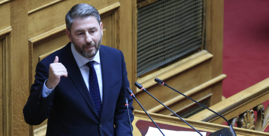 Επίθεση Ανδρουλάκη από τη Βουλή για τις ακρότητες Γεωργιάδη: «Τα άκρα έχουν πρωταγωνιστικό ρόλο στη Ν.Δ.»