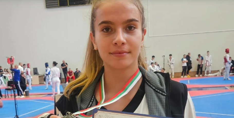 Γιαννιτσά/Μαρία Καραφυλλιά: "Πάτησε" 2η θέση και ήρθε αγκαλιά με ασημένιο από τη Βουλγαρία