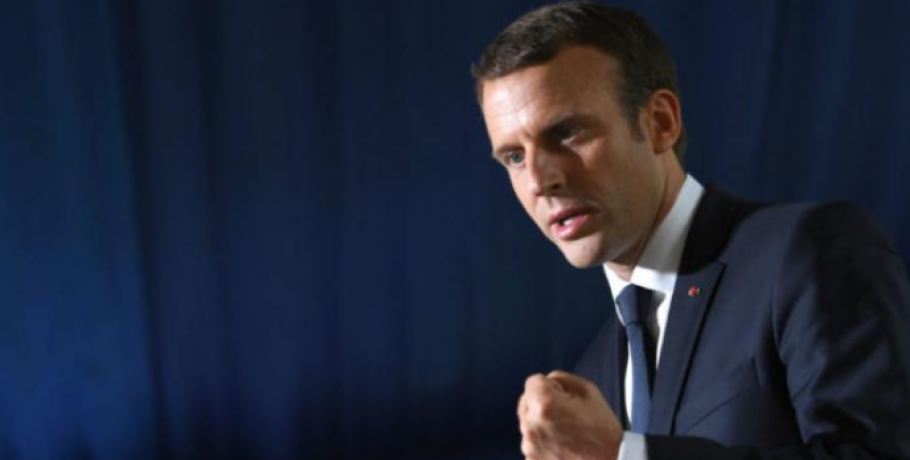 Γαλλία: Έκτακτη σύσκεψη υπό τον Μακρόν με φόντο της μαθητικές κινητοποιήσεις