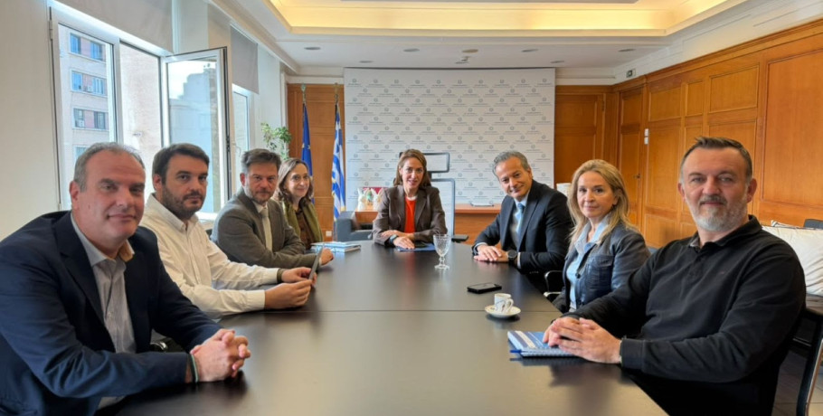 Σταύρος Καφούνης: «Στήριξη των ευάλωτων νοικοκυριών και ενίσχυση της τοπικής αγοράς μέσω του νέου συστήματος επισιτιστικής βοήθειας»