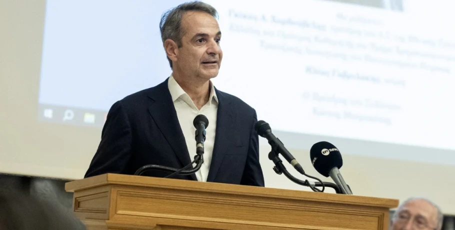 Σε εκδήλωση στα Χανιά για τον Μίνωα Ζομπανάκη ο Κυριάκος Μητσοτάκης: «Είχε το θάρρος να αποκαλέσει τη δανειακή εξάπλωση "ένα τέρας του Φρανκενστάιν"» είπε