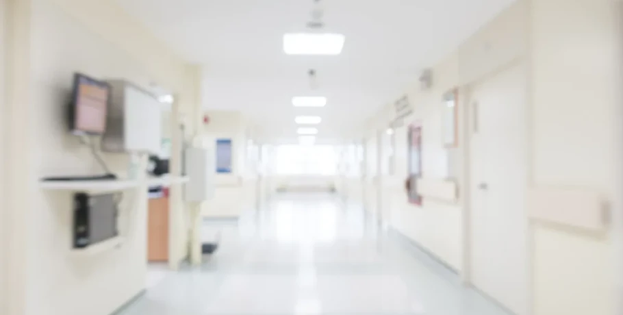 Θάνατος νεφροπαθούς στη Χαλκιδική: “Με πήραν 10 φορές τηλέφωνο από το κέντρο” – Τι λέει ο σύζυγός της