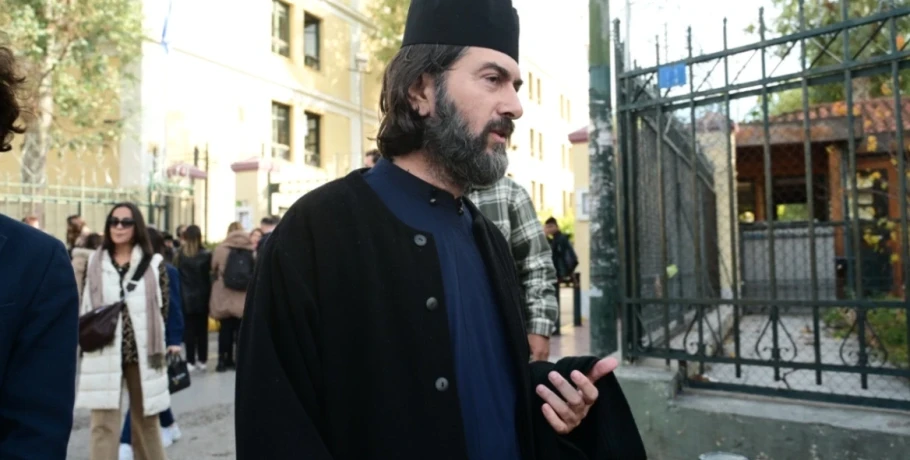 Ομόφωνα αθώος ο πατέρας Αντώνιος για την υπόθεση της Κιβωτού του Κόσμου στα Ιωάννινα