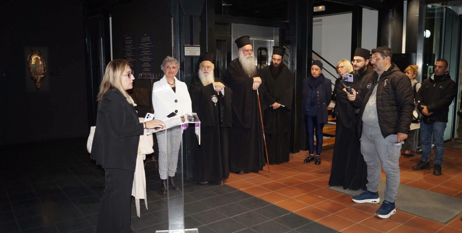 Στέλλα Αραμπατζή: Συγκίνηση και υπερηφάνεια για την ιστορία της Νάουσας – Παρούσα στην έκθεση «Τεκμήρια πίστης και τέχνης»