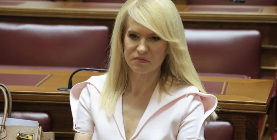 Τζάκρη: «Με τον Τσίπρα μετά το 2015 δεν τον ήπιαμε, τον ρουφήξαμε», τι είπε για το εάν θα ενταχθεί στο ΠΑΣΟΚ