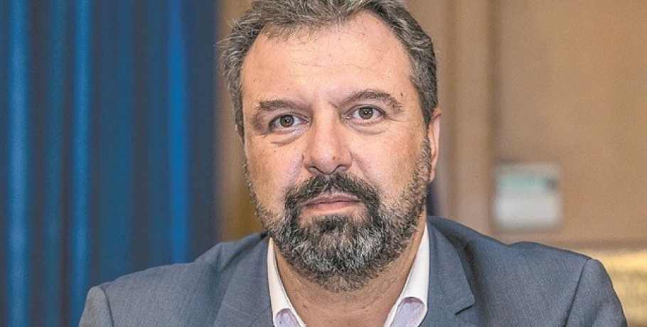 Στ. Αραχωβίτης: «Η ιδεοληπτική Κυβέρνηση της ΝΔ στερεί και το εργατικό δυναμικό από την αγροτική παραγωγή»