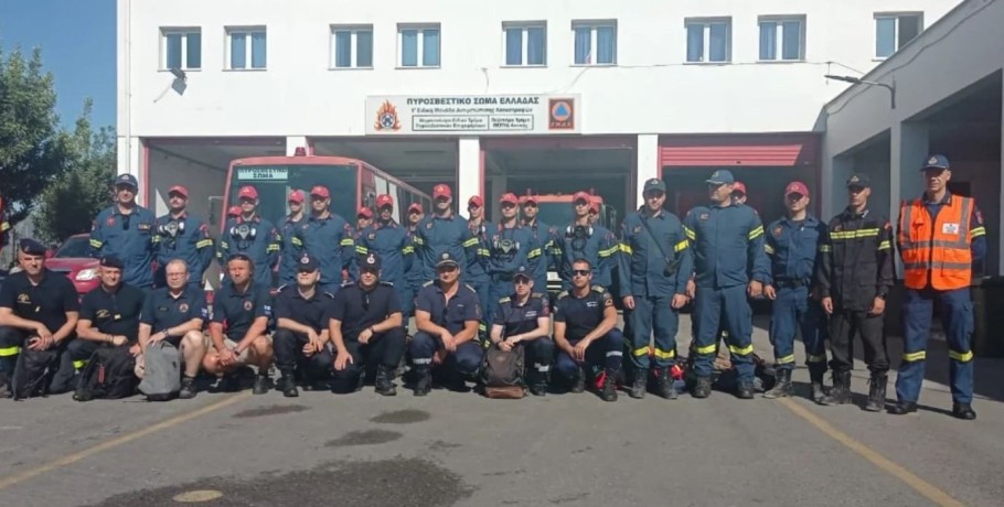 200 Ευρωπαίοι πυροσβέστες στη μάχη των δασικών πυρκαγιών -Έφτασαν 28 Ρουμάνοι πυροσβέστες στην Αθήνα