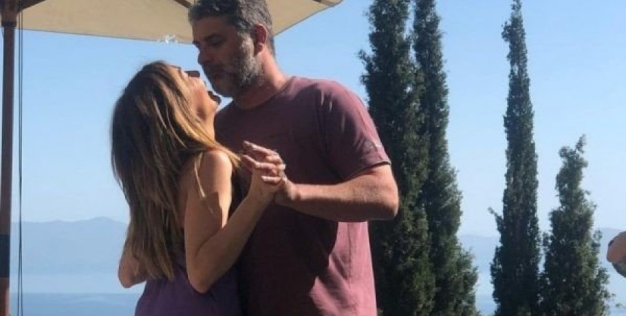Δέσποινα Βανδή: Χέρι χέρι με τον Βασίλη Μπισμπίκη στην Κρήτη