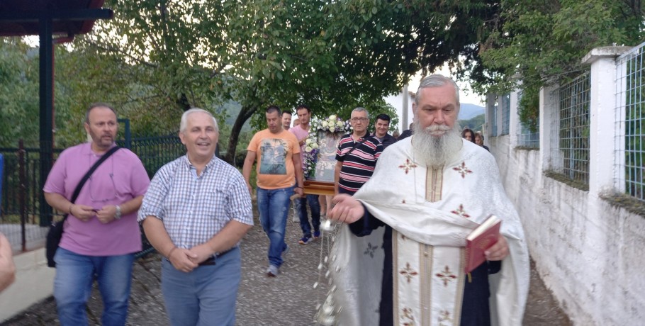 Η Ορθοδοξία γιορτάζει την Μητέρα του Θεού, τα χωριά μας ζωντανεύουν