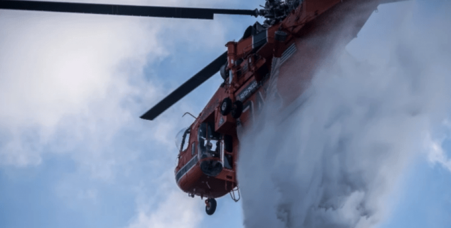 Φωτιά τώρα σε δασική έκταση στα Κύθηρα: Σηκώθηκαν 2 ελικόπτερα και 4 αεροσκάφη