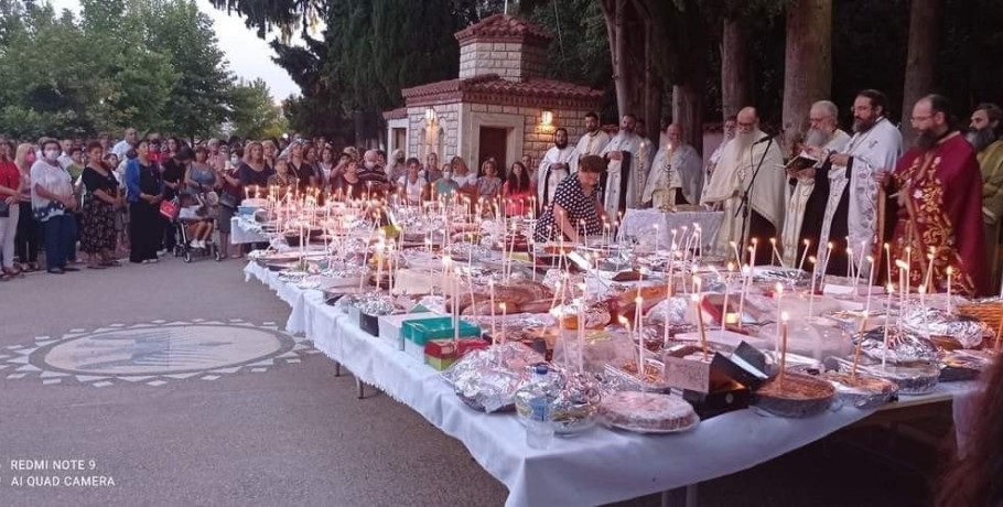 Πανηγύρισε ο Άγιος Φανούριος στην Αξιούπολη