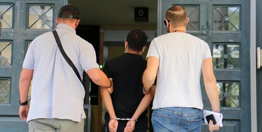 Κυψέλη: Προμελητημένο το έγκλημα – Το ερωτικό πάθος, τα 20.000 ευρώ και ο αμετανόητος δράστης