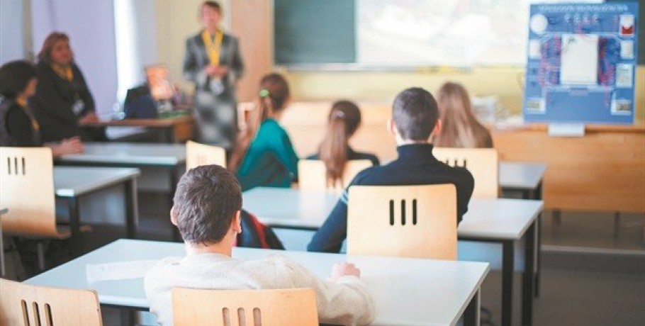 Η οδύσσεια των αναπληρωτών