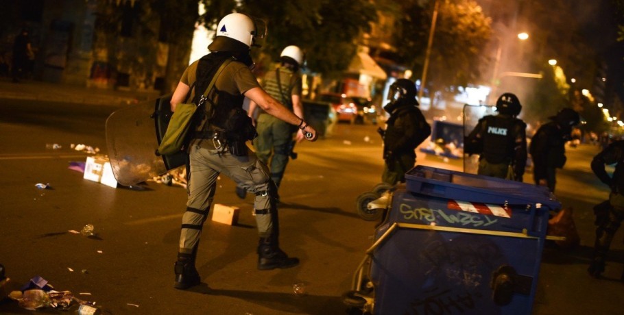 ΣΥΡΙΖΑ-ΚΚΕ κατά κυβέρνησης για τα επεισόδια στη Θεσσαλονίκη