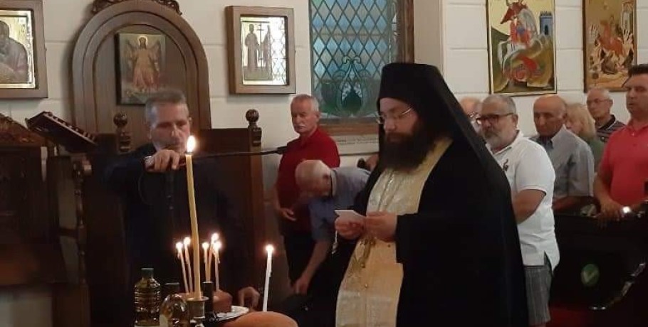 Στη Σμύρνη λειτούργησε ο Αρχιμανδρίτης Χερουβίμ