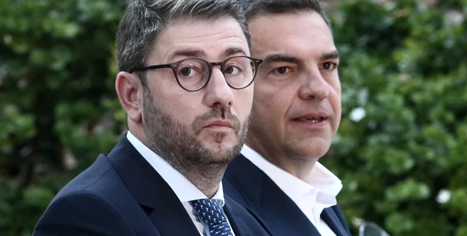 Ούτε κουβέντα δεν αντάλλαξαν Ανδρουλάκης και Τσίπρας στην εκδήλωση για τον Μανώλη Γλέζο στις Βρυξέλλες