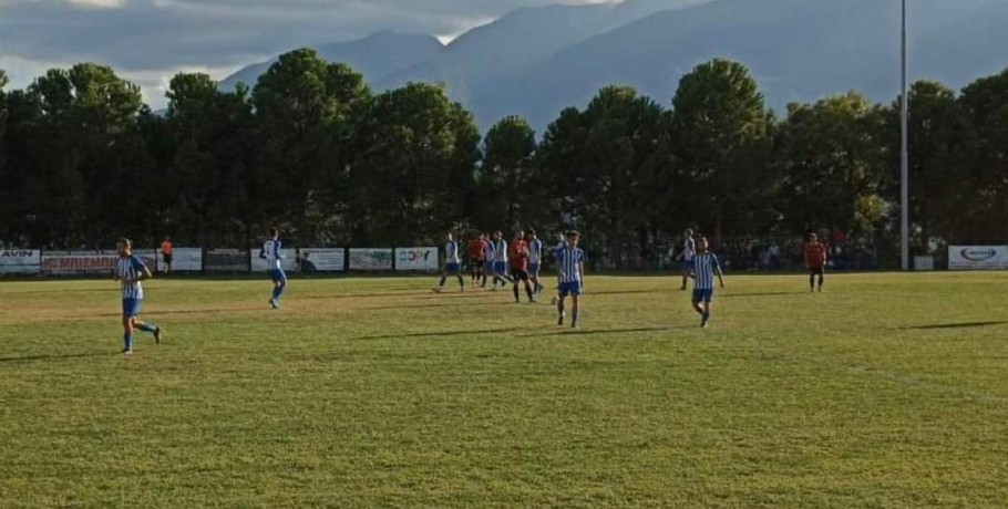 Εύκολο απόγευμα ο Αλμωπός