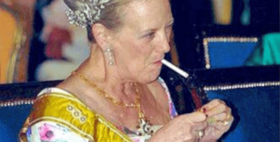 Ποια είναι η ιντριγκαδόρισσα βασίλισσα της Δανίας -Κάκιωσε μαζί της και ο άνδρας της, "μη με θάψετε πλάι της"