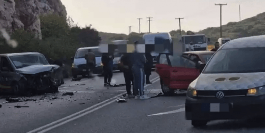 Τροχαίο στην Κρήτη με 2 οχήματα: Μια νεκρή και ένας σοβαρά τραυματίας
