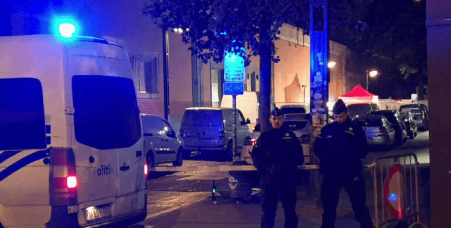 Βέλγιο: Ο δράστης που σκότωσε με μαχαίρι αστυνομικό ήταν ύποπτος για τρομοκρατία