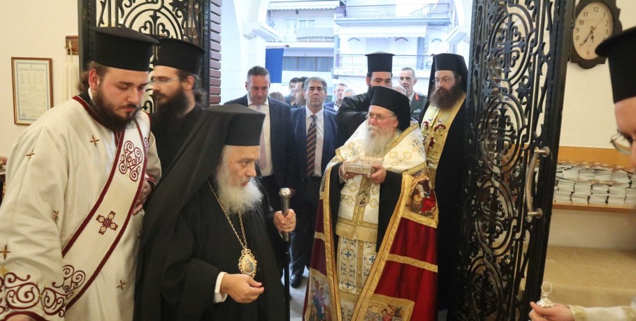 Ο Άγιος Γεώργιος Καρσλίδης