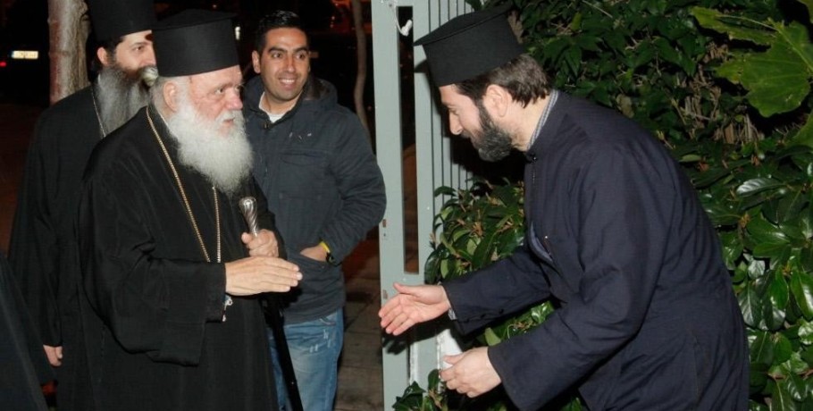 Στον «πάγο» ο πατέρας Αντώνιος από τον Ιερώνυμο για την «Κιβωτό του Κόσμου»