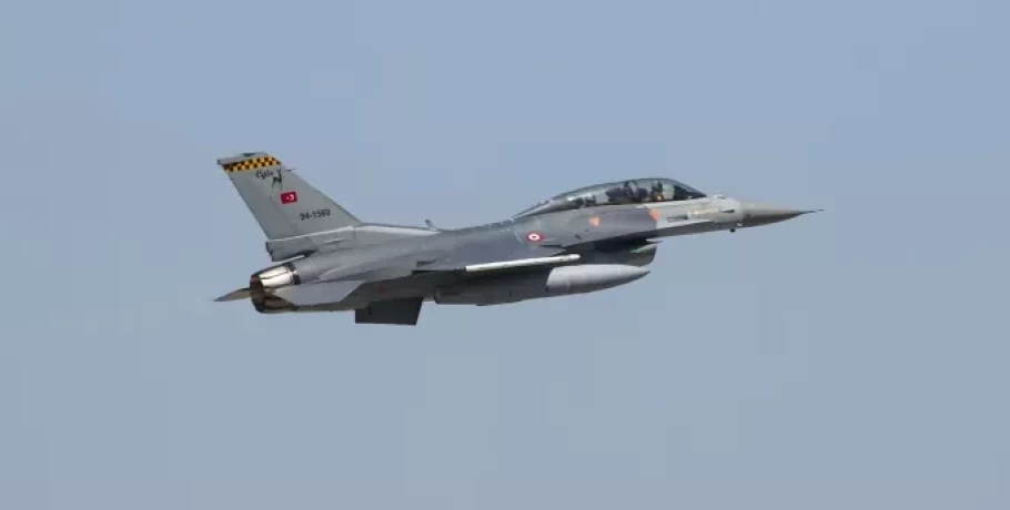 Πτήσεις τουρκικών F-16 πάνω από τους Ανθρωποφάγους και το Μακρονήσι