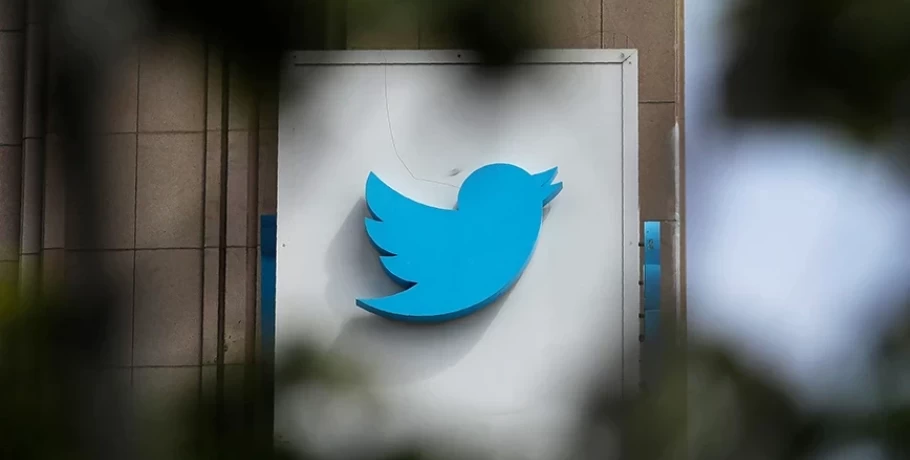 Twitter: Ανησυχία της Κομισιόν για τις απολύσεις χιλιάδων εργαζομένων