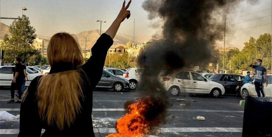 Καταργείται η αστυνομία ηθών στο Ιράν μετά από μήνες διαδηλώσεων