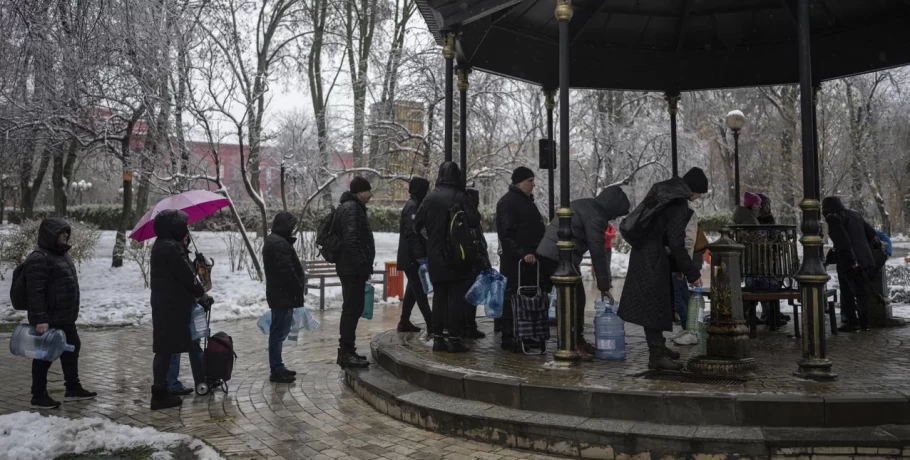 Ζελένσκι: Η Ρωσία προσπαθεί να χρησιμοποιήσει τον χειμώνα εναντίον μας