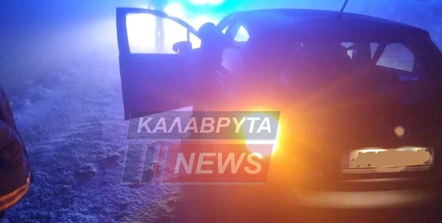 Καλάβρυτα: Δύο επιβάτες ΙΧ εγκλωβίστηκαν σε υψόμετρο 2.000 μέτρων στον χιονισμένο Χελμό