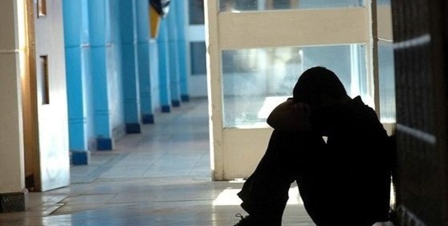 «Έσβηναν τσιγάρα στις παλάμες του» - Σοκάρουν οι αποκαλύψεις για άγριο μπούλινγκ σε 12χρονο