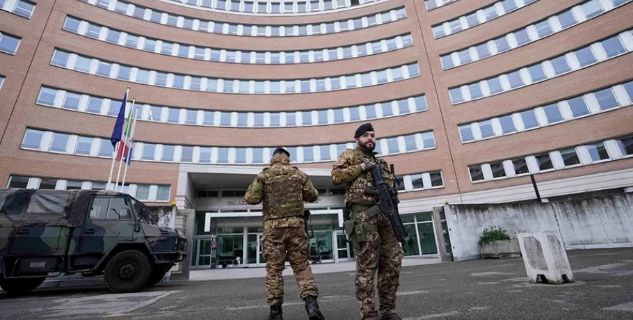 Qatargate – La Repubblica: Άρχισε να μιλάει ο Παντσέρι – Ποιους εμπλέκει στο σκάνδαλο