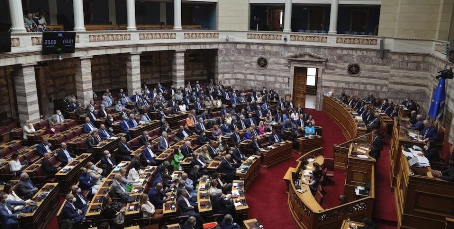Σχέδιο για κάλπες στις 9 Απριλίου
